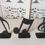 Locação de Letreiro Notas Musicais Preto de Mesa em Provençal