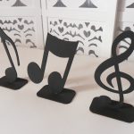 Locação de Letreiro Notas Musicais Preto de Mesa em Provençal