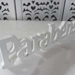 Locação de Letreiro Parabéns Branco de Mesa em Provençal