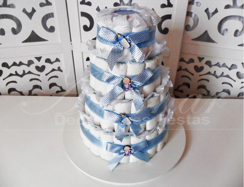 Locacao De Bolo De Fraldas Cha De Bebe Azul Com Laco Detalhe Marrom
