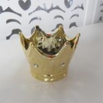 Locação de Coroa de Porcelana Dourada