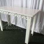 Locação de Mesa Aparadora Floral em Provençal