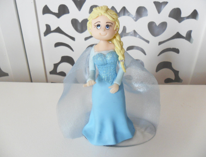 Locação de Topo de Bolo da Elsa Frozen em Biscuit