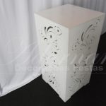 Locação de Cubo Floral em Provençal Com Iluminação