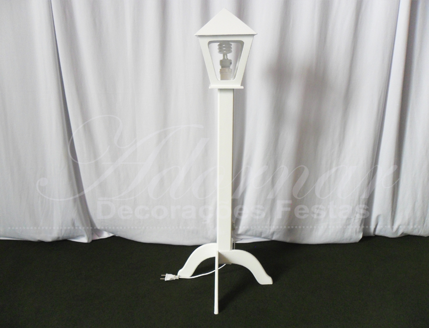 Locação de Luminária Abajur Poste Médio de Chão em Provençal