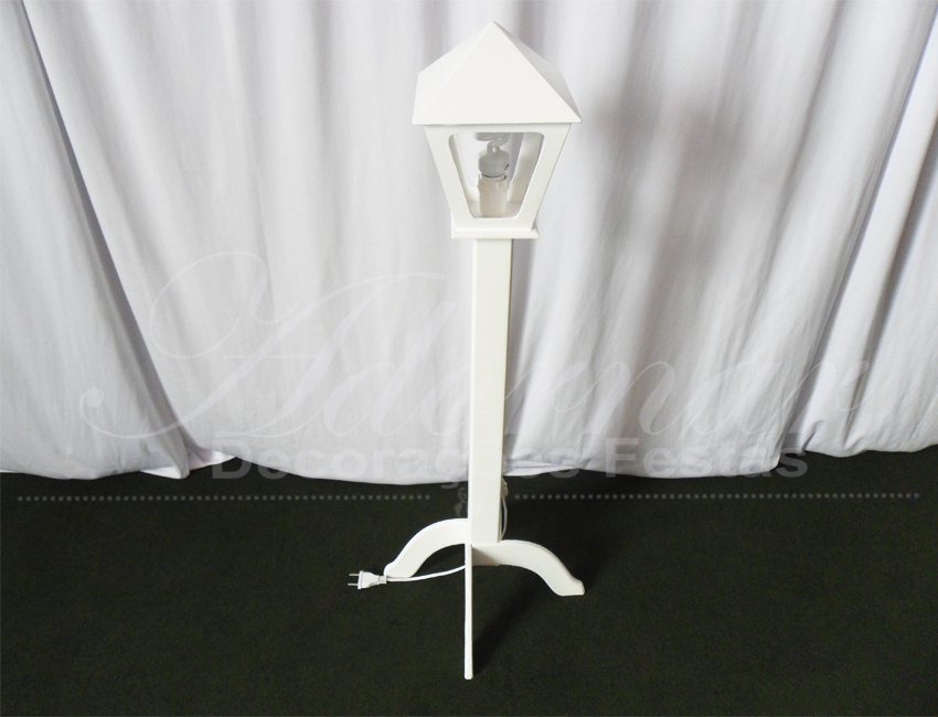 Locação de Luminária Abajur Poste Médio de Chão em Provençal