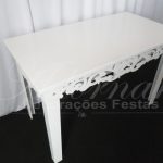 Locação de Mesa Floral Pequena em Provençal