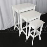 Locação de Trio de Mesas Aparadores em Provençal Para Lembrancinhas