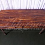 Aluguel de Mesa Rústica Grande Com Gavetas