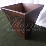 Aluguel de Vaso Cachepô de Chão Pequeno Rústico