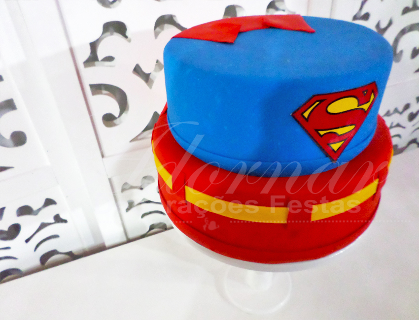 Decoração bolo super homem#bolodecorado #boloespatulado #bolomasculino