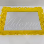 Aluguel de Bandeja Espelhada Moldurada em Amarelo Para Doces