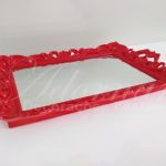 Locação de Bandeja Espelhada Moldurada em Vermelho