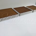 Locação Trio de Bandejas Peroladas Quadradas em Rústico Para Doces