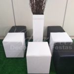 Locação de Puff Quadrado Branco