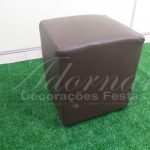 Aluguel de Puff Quadrado Marrom