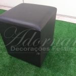 Locação de Puff Quadrado Preto