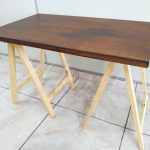 Locação de Mesa Rústica Pequena Com Cavaletes