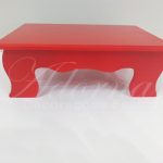 Locação de Bandeja Banquinho Retangular em Vermelho Para Doces