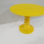 Locação de Boleira Porta Doces Grande em Amarelo de Plástico