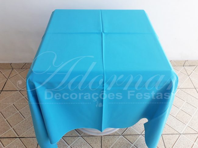 Locação de Toalha em Azul Tiffany Para Mesa Quadrada