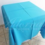 Locação de Toalha em Azul Tiffany Para Mesa Quadrada