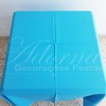 Locação de Toalha em Azul Tiffany Para Mesa Quadrada