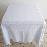 Locação de Toalha em Branco Para Mesa Quadrada