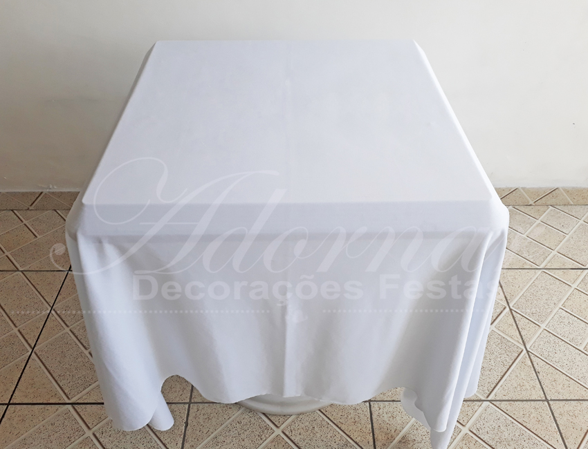 Locação de Toalha em Branco Para Mesa Quadrada