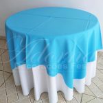 Locação de Toalha Branca Com Cobre Mancha Azul Bebê Para Mesa Redonda