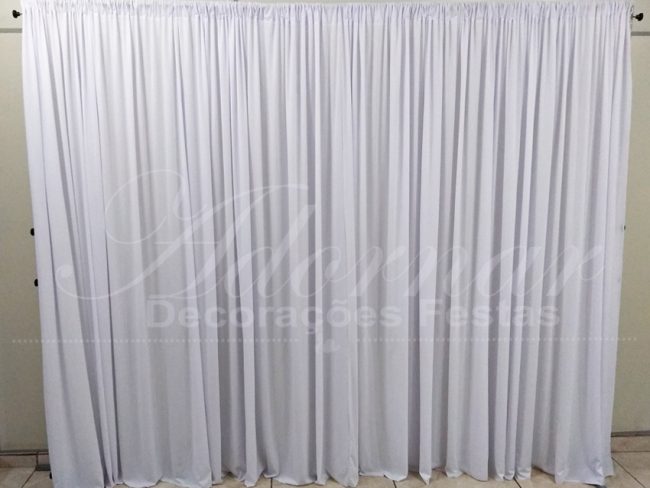 aluguel de painel de cortinas branco para decoração de festa