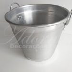 Locação Balde Prata Pequeno de Metal