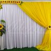 aluguel painel de cortinas amarelo e branco de girassol