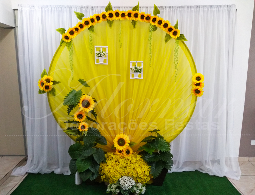 aluguel de painel redondo com flores de girassol casamento aniversário festas