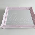 Locação de Bandeja Espelhada Moldurada em Rosa Bebê Para Doces