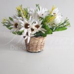 Locação Mini Vaso de Vine Com Arranjo de Flores Pequeno