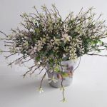 Locação Vaso Jardineira de Metal Com Arranjo de Flores Pequeno