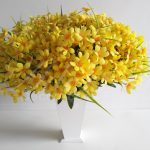 Locação de Arranjo de Flores Amarelo Grande