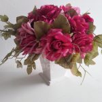 Locação de Arranjo de Flores Rosa Escuro Pequeno