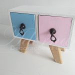Locação de Mini Cômoda em Azul e Rosa