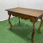 Locação de Mesa Rústica Pequena Modelo Liso