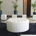 Locação Puff Redondo Branco Ilha em Courvim 1,00x1,00