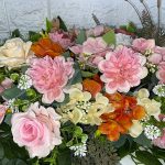 Aluguel Arranjo de Flores Rosa e Mesclado Grande Para Casamento