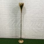Locação de Vaso Alto Haste Longa Pedestal em Dourado