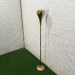 Locação de Vaso Alto Haste Longa Pedestal em Dourado