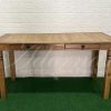 Locação de Mesa Rústica Grande Modelo Com Gaveta Decorativa