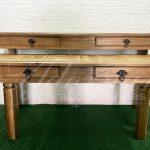 Locação de Par de Mesa Rústica Modelo Com Gaveta Decorativa