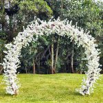 aluguel-arco-cerejeiras-brancas-casamento-santa-isabel-sp-1 Arco de flores cerejeiras brancas para cerimônia de casamento ao ar livre, altar e entrada dos noivos